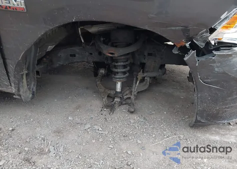 2018 Ram 1500 Express 4X4 6'4 Box из США, поврежденный, VIN 1C6RR7FT2JS327763